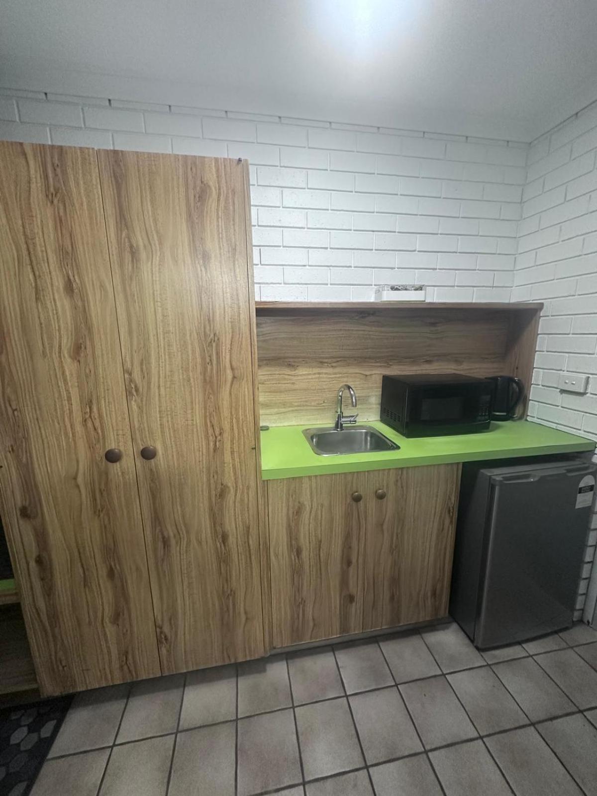 Albury Garden Court Motel Dış mekan fotoğraf